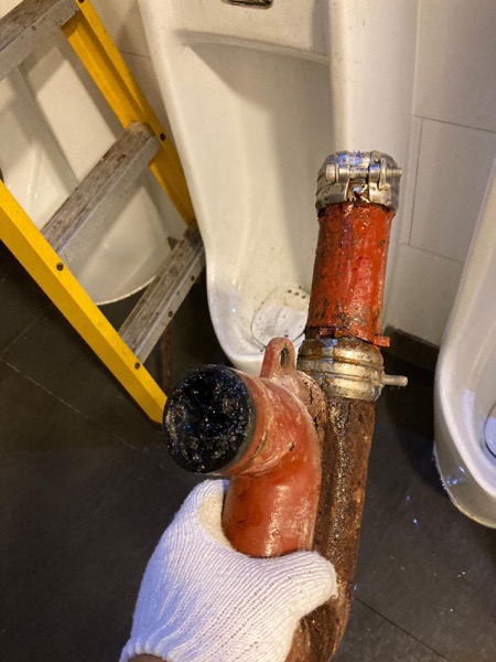 DrainFix HK 同一磚砌渠井另一角度